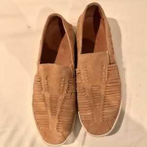 Joie Slip on Sneaker